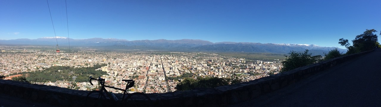 Pedalando em Salta: Cerro São Bernardo